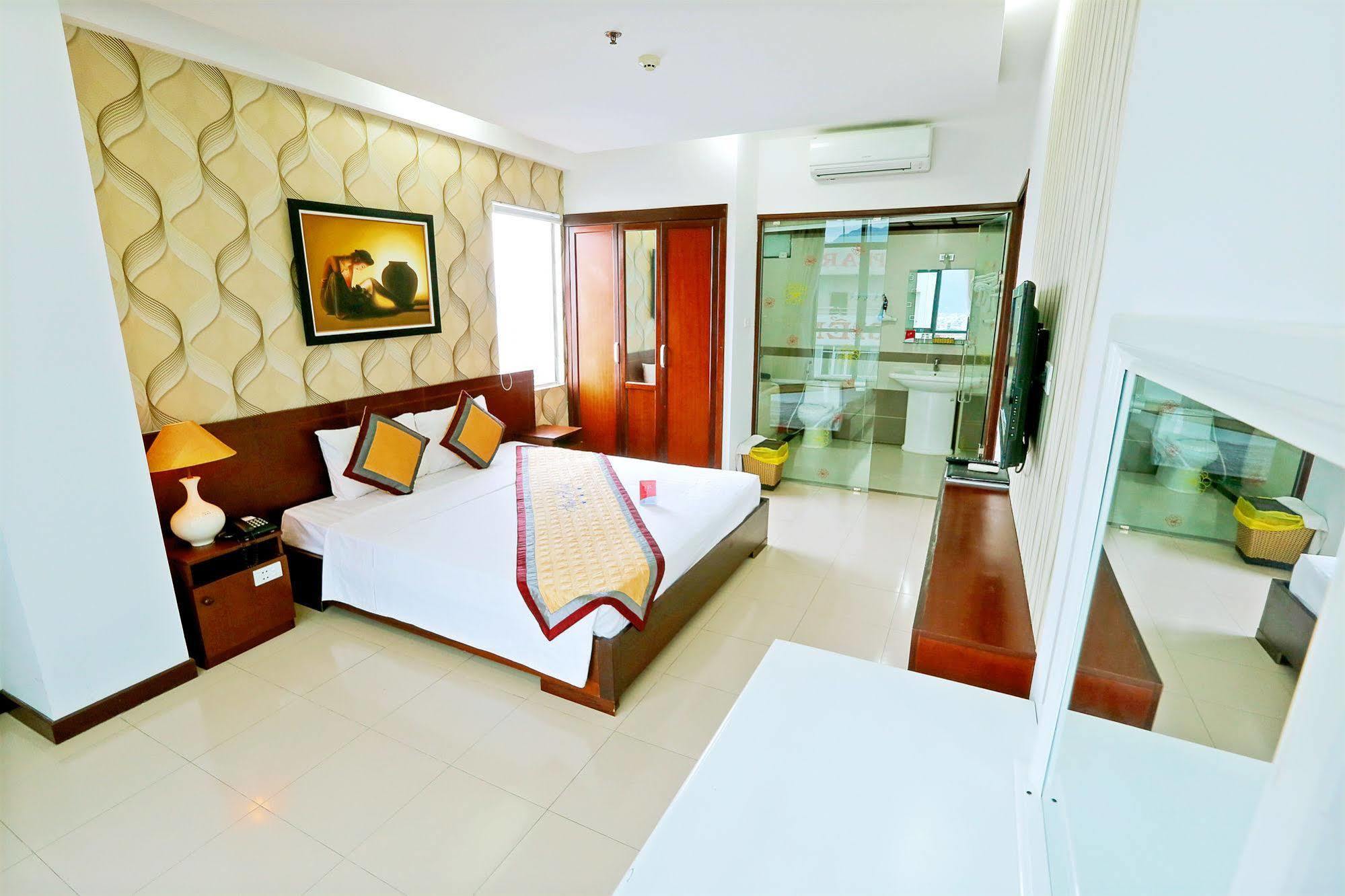 Star Hotel And Spa Danang Exterior foto